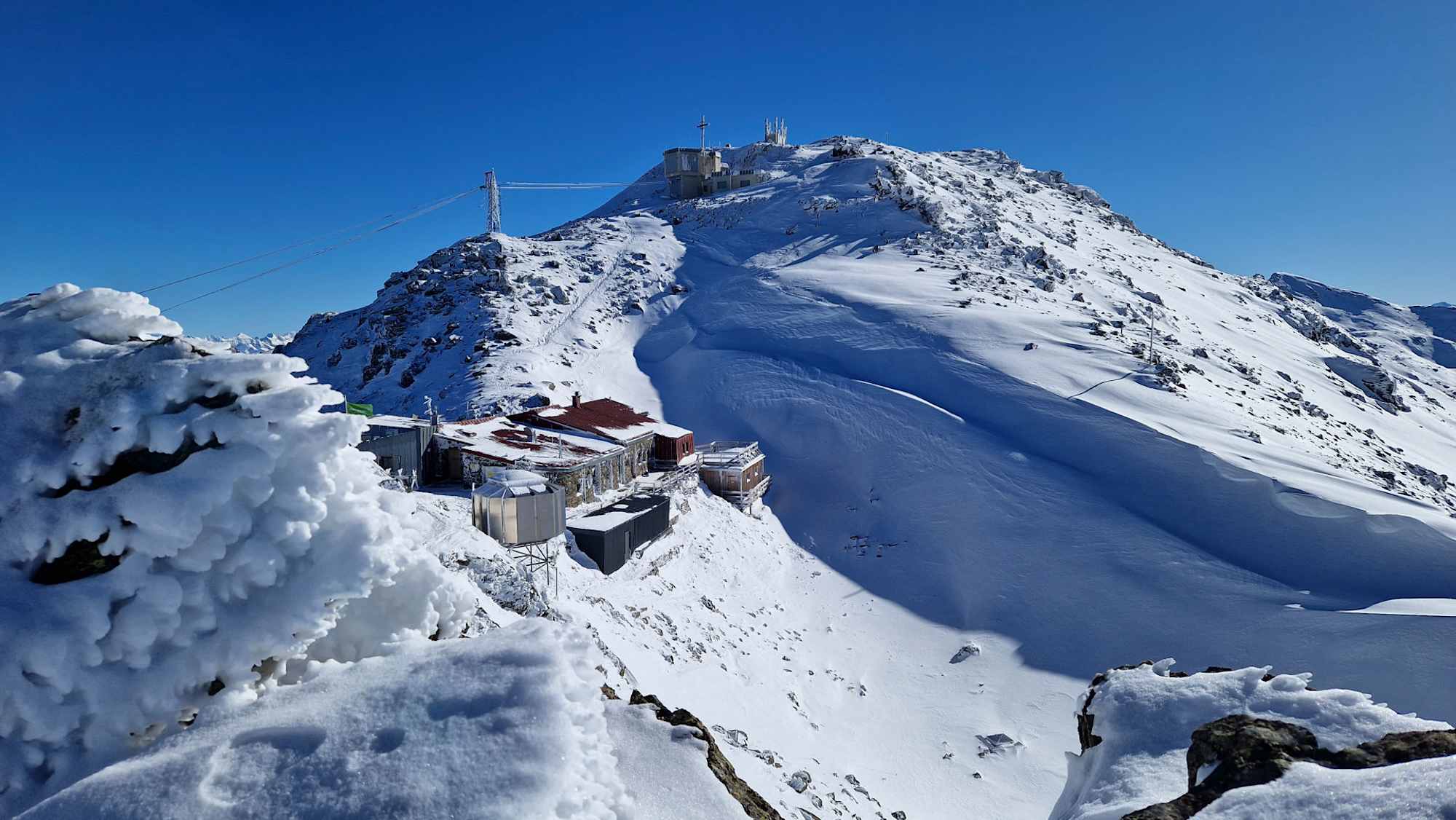 Die Glungezer-Hütte im Winter