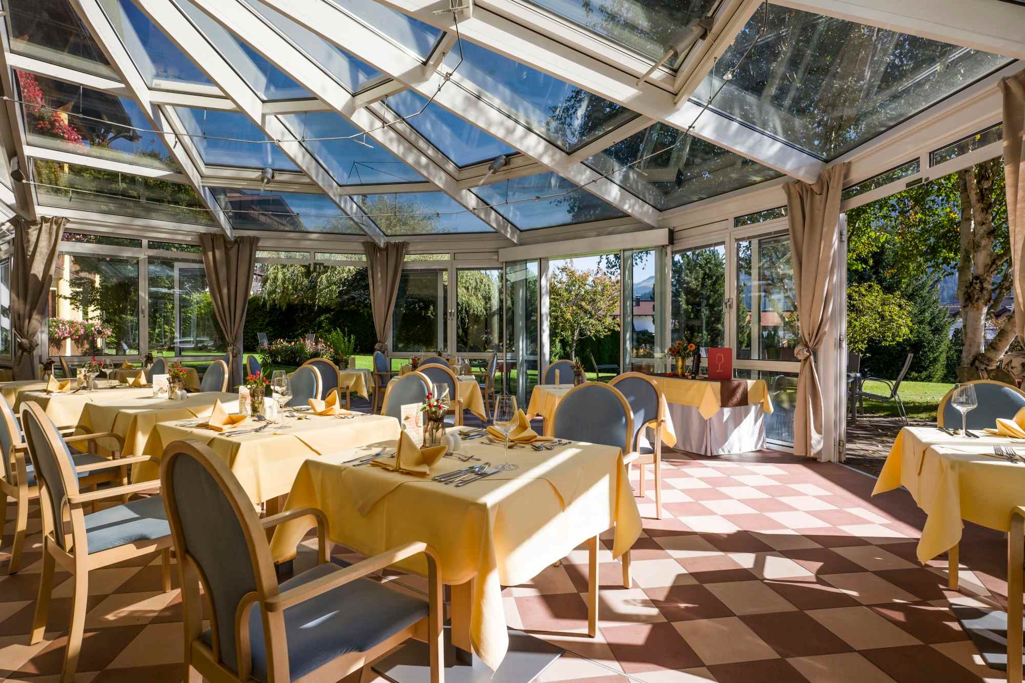 Alpenhof Brixen Wintergarten