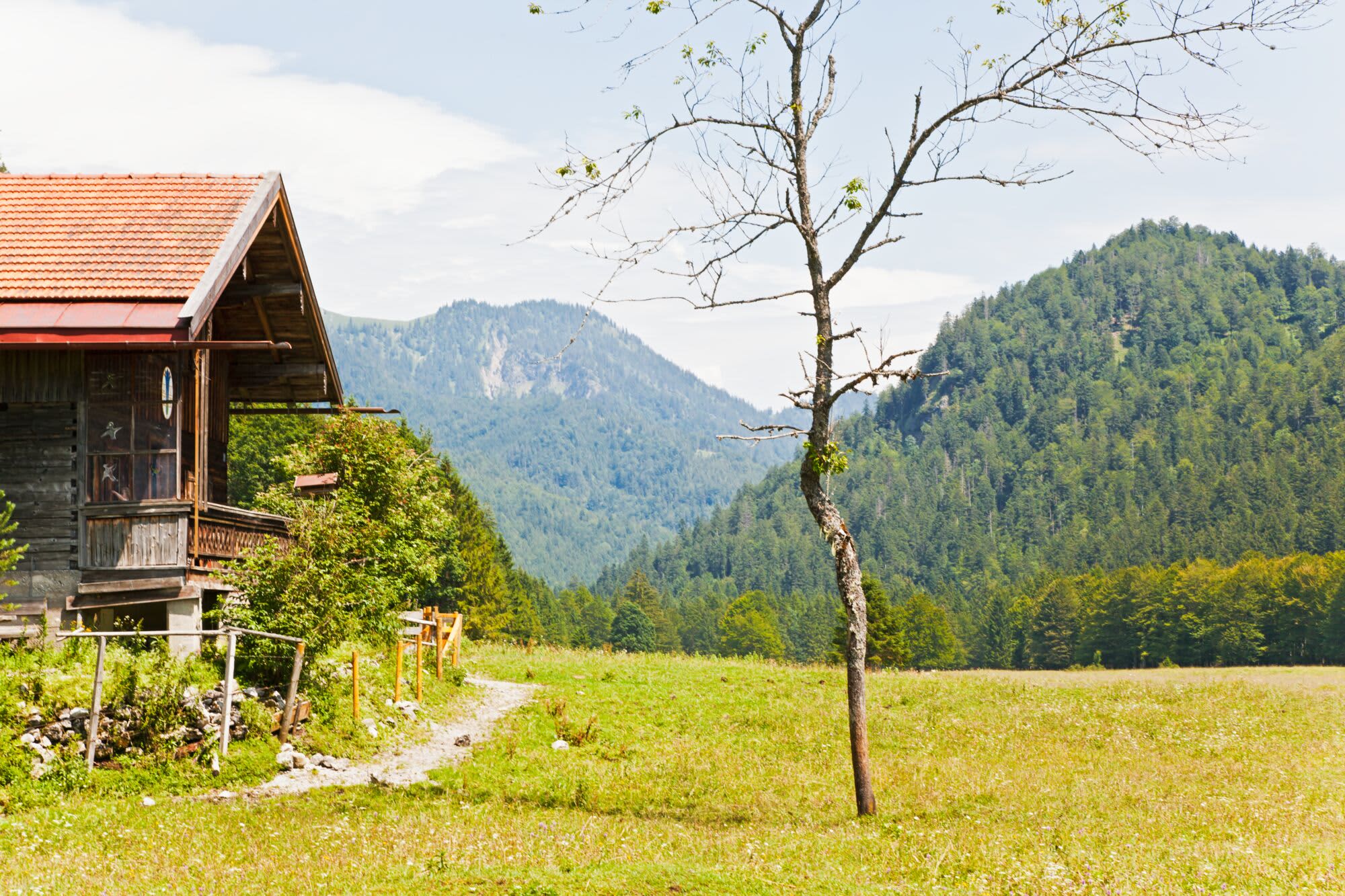 Die Kloaschaualm ist eine Selbstversorgerhütte des Alpenverein München & Oberland