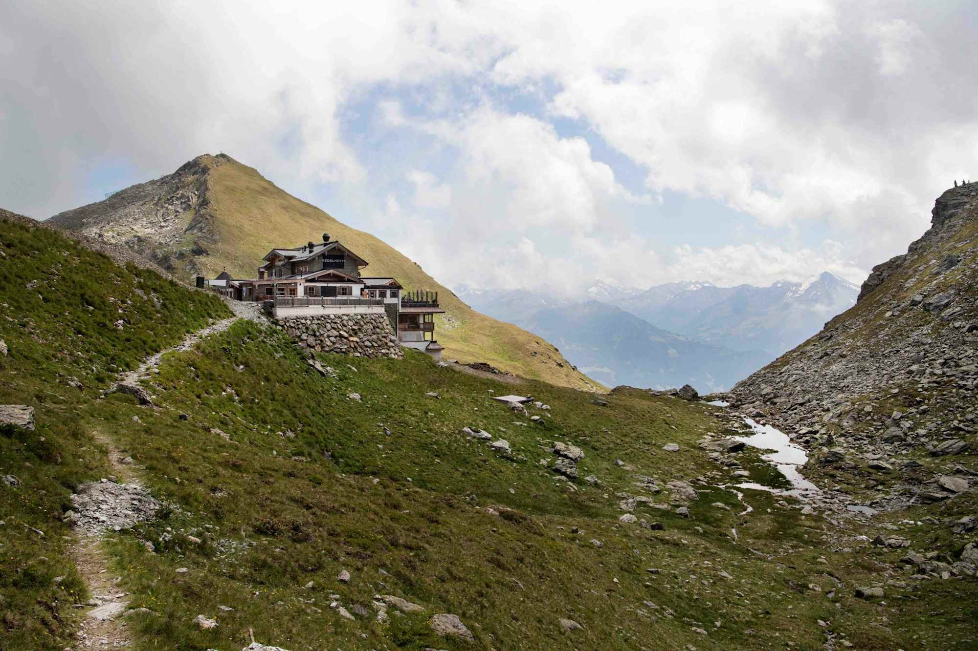 Die Wedelhütte oberhalb von Kaltenbach im Zillertal.