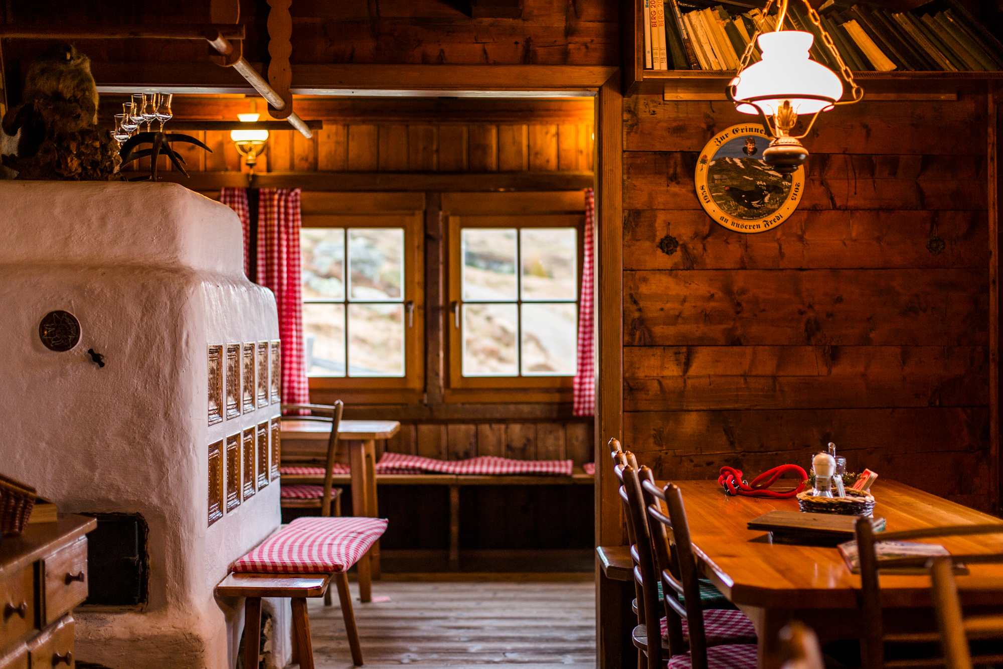 Kachelofen auf der Millstätter Hütte