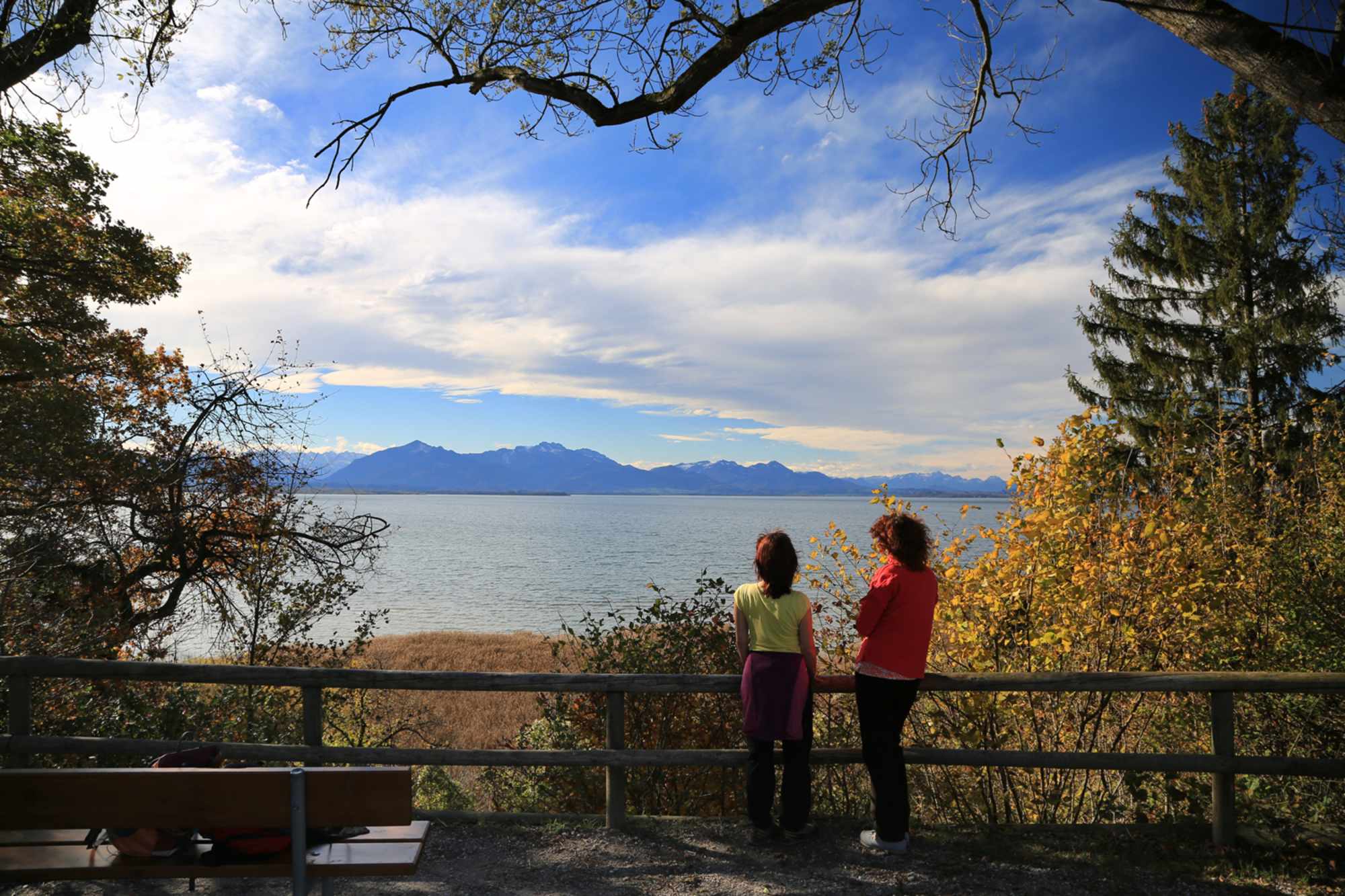 Schöne Chiemsee-Aussicht in Chieming-Stöttham