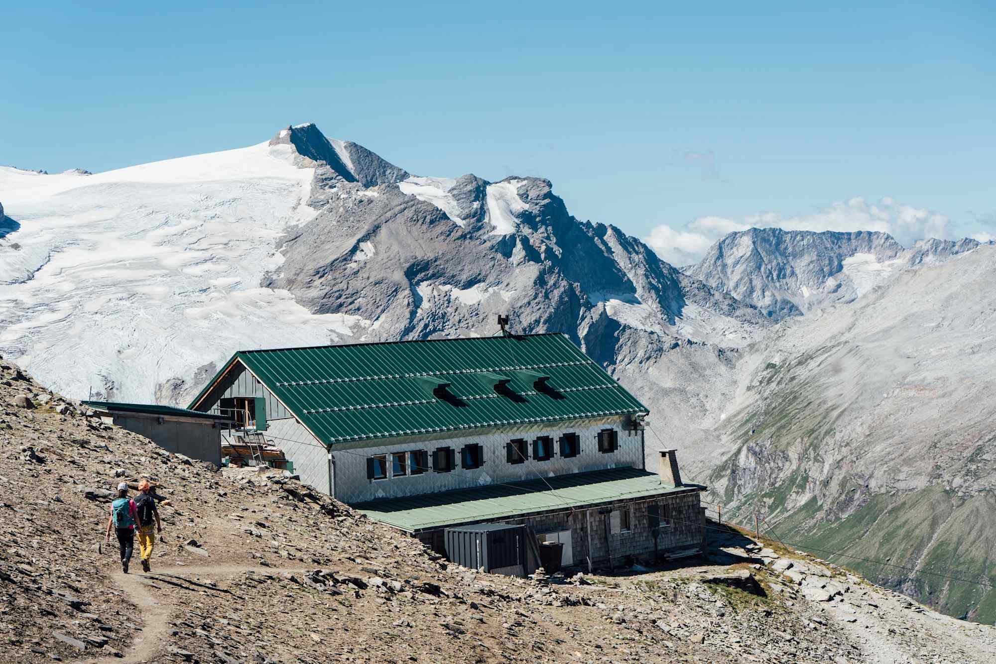 Das Heinrich-Schwaiger-Haus ist auch Ausgangspunkt für die Besteigung des Großen Wiesbachhorns (3.564 m)