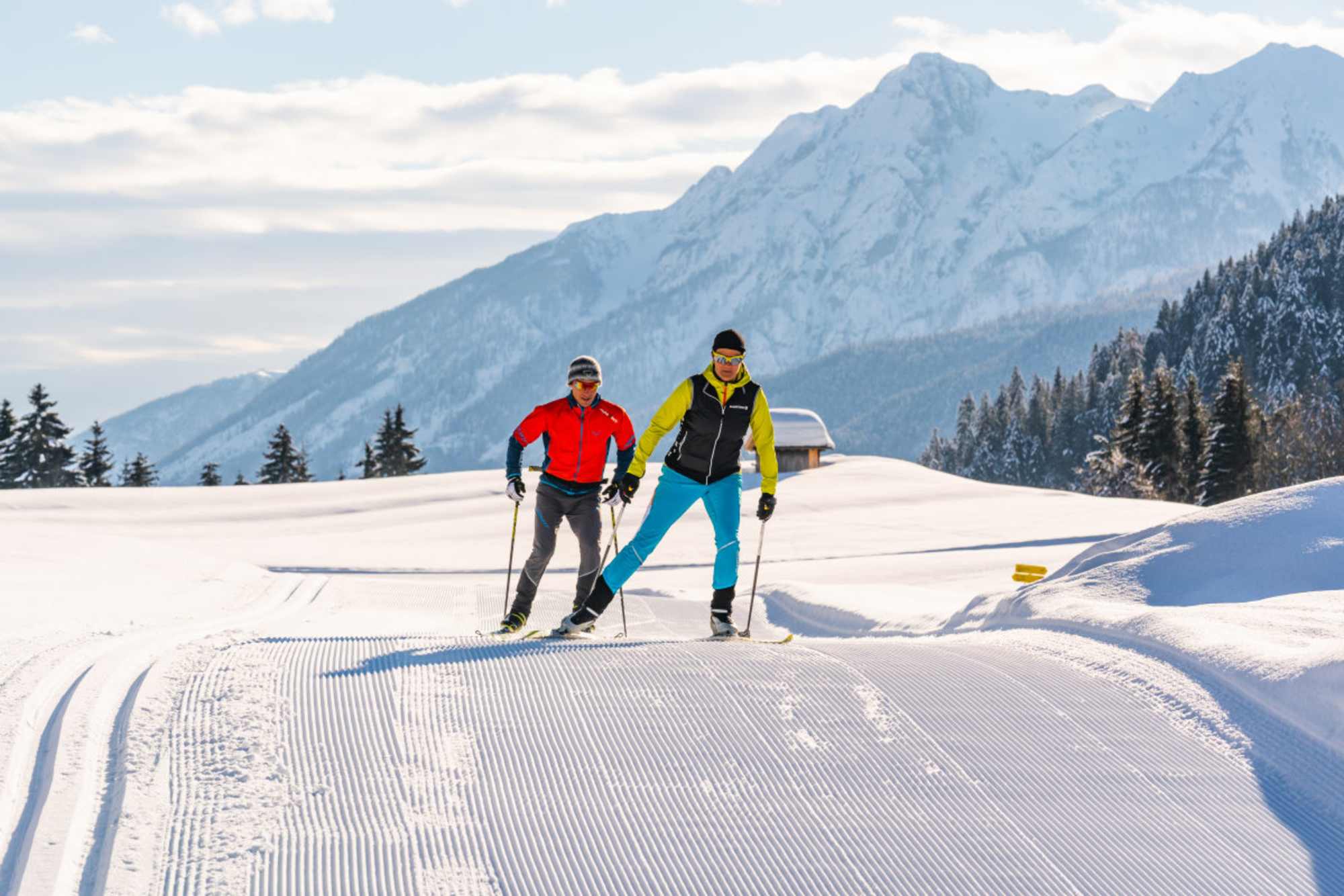 Die Sonnenloipe St. Lorenzen ist sowohl im Skating-Stil als auch klassisch gespurt.