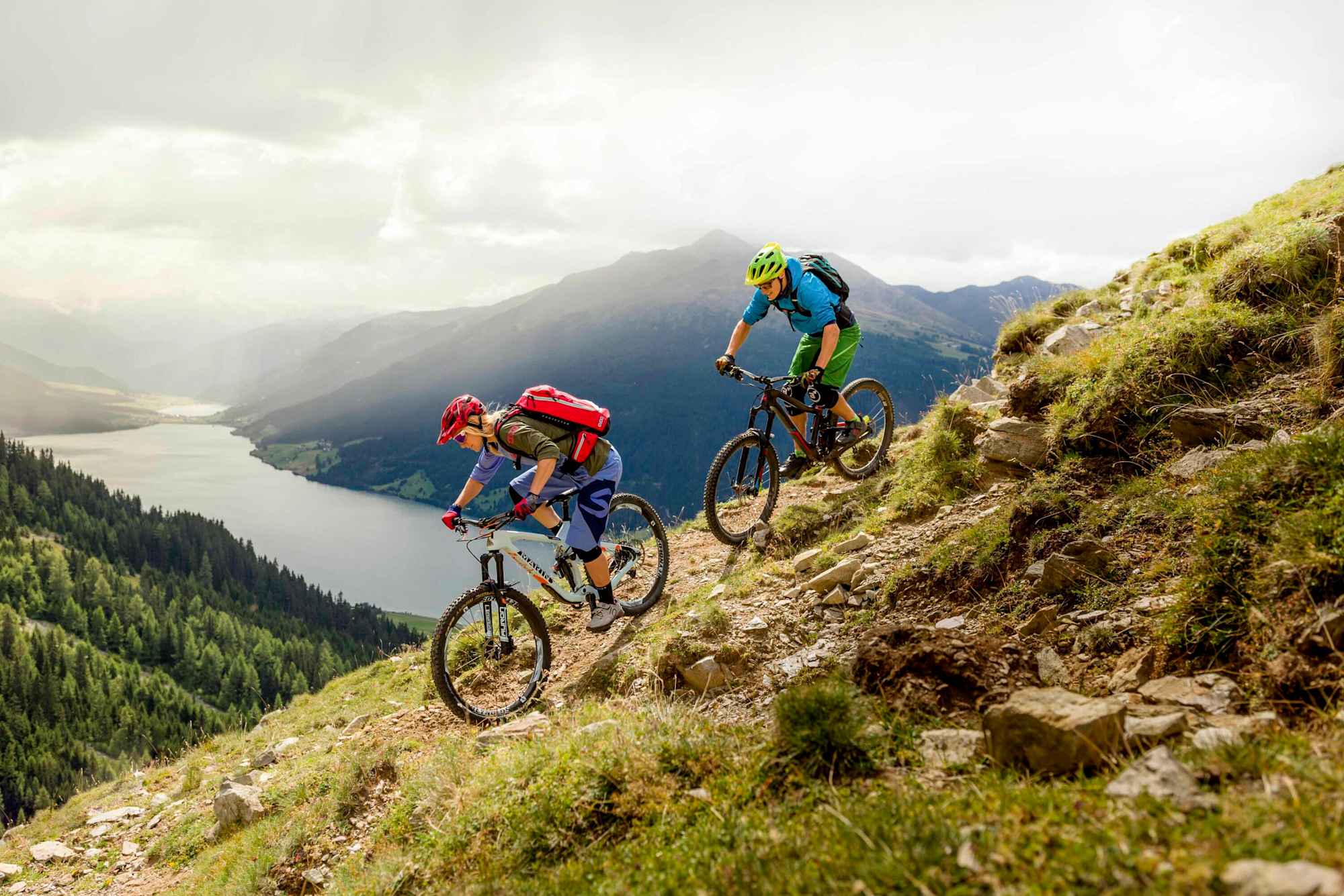 Der Reschensee ist der Endpunkt des Vinschgau Cross.