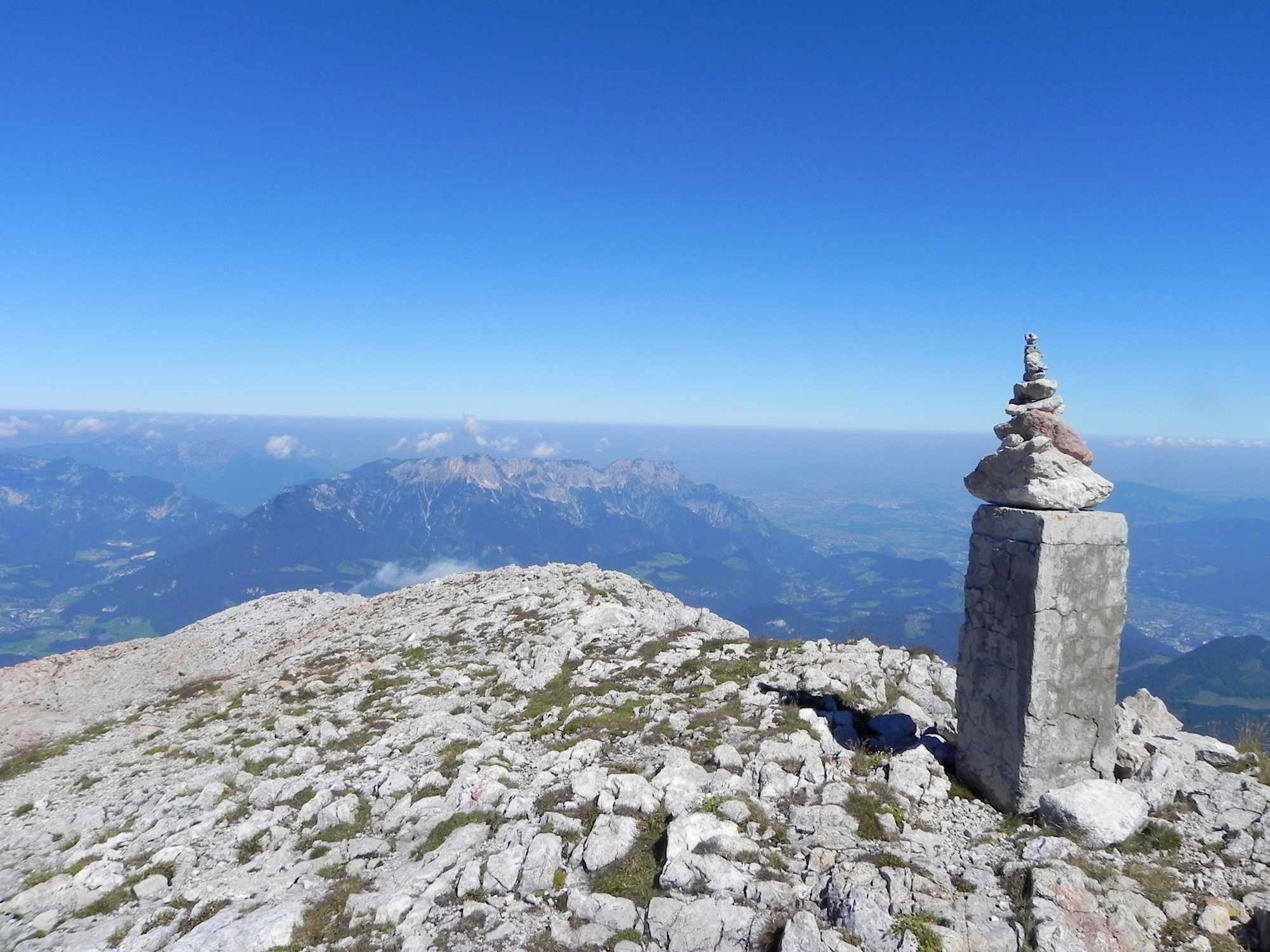 Am Gipfeldach