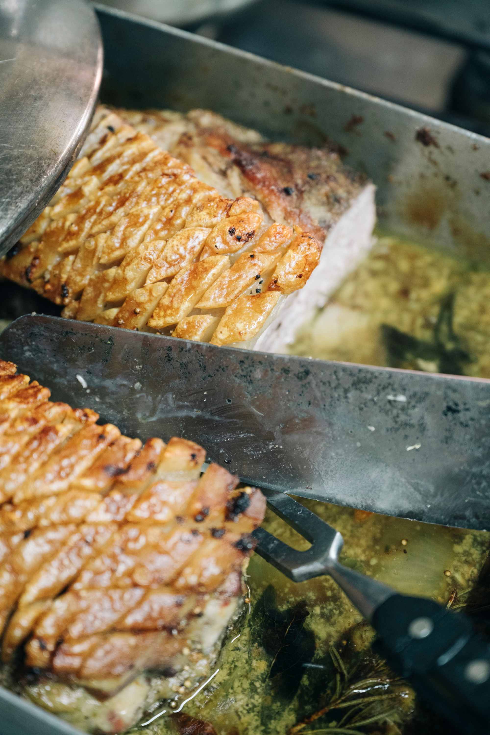 Schweinebraten auf der Roaner Alm