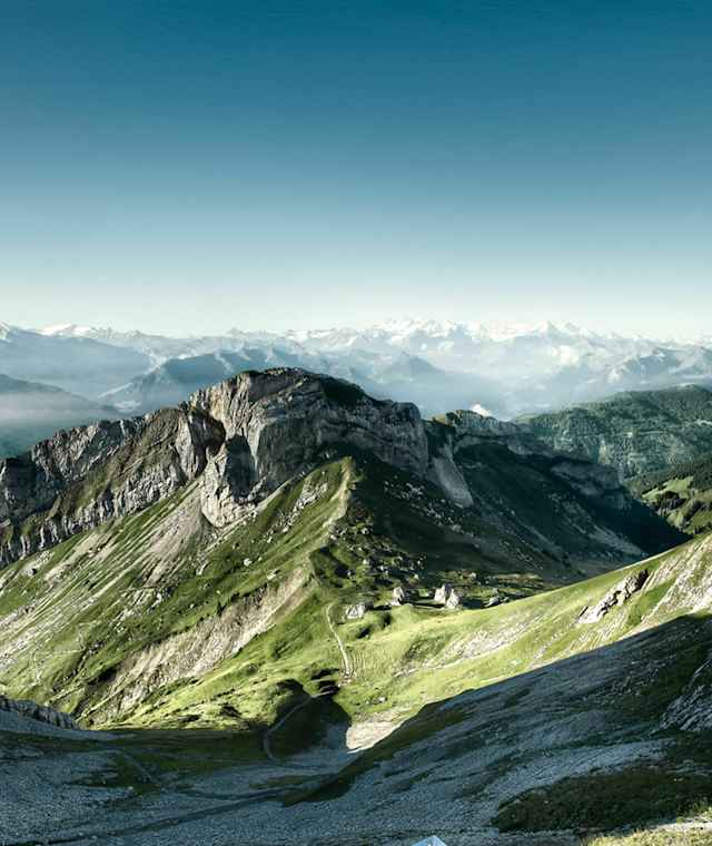 Aussicht von Pilatus Kulm das Matthorn und die Berner Alpen