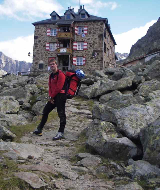 Die Nürnberger Hütte im Stubaital.