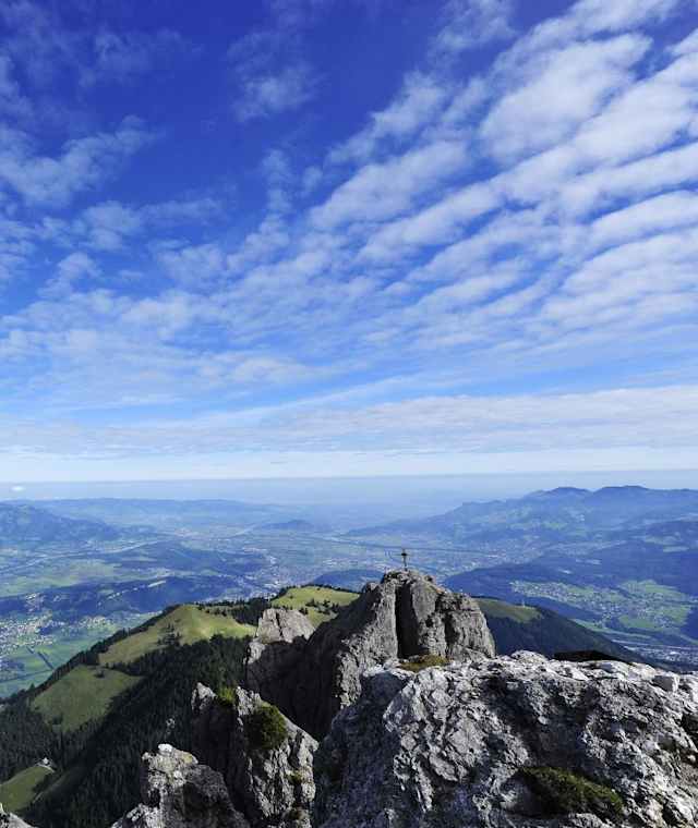 Drei Schwestern