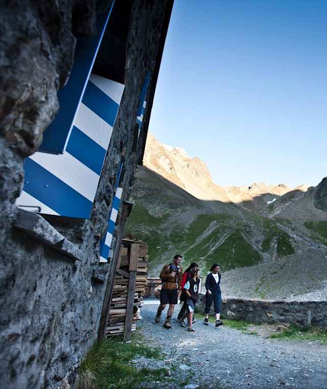 Guarda - Lai Blau - Chamonna Tuoi